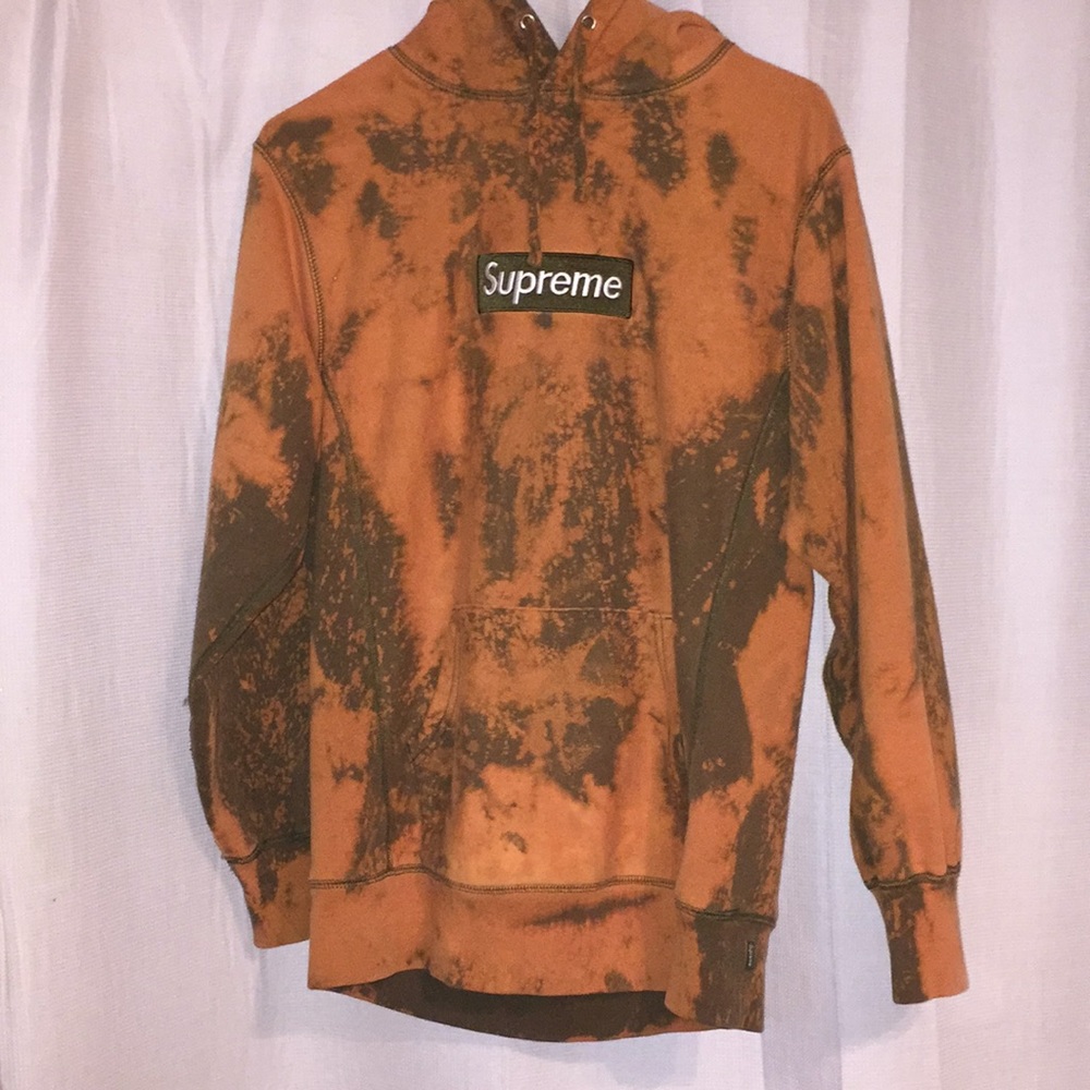 Supreme hoodie